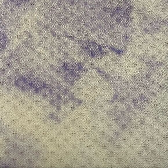 Fabletics Oula Tank Purple Blue Seamless Chafe Resistant Ultra Light M 8 NWT - Picture 12 of 15